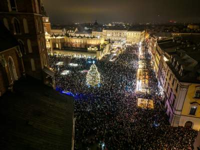 Kraków już w świątecznym nastroju, wygląda magicznie - zdjęcie 12