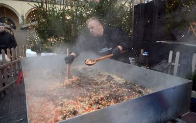 Rekord Polski w gotowaniu żurku. W Krakowie przygotowano 220 kilogramów zupy - zdjęcie 5