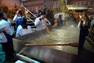 Rekord Polski w gotowaniu żurku. W Krakowie przygotowano 220 kilogramów zupy - zdjęcie 14