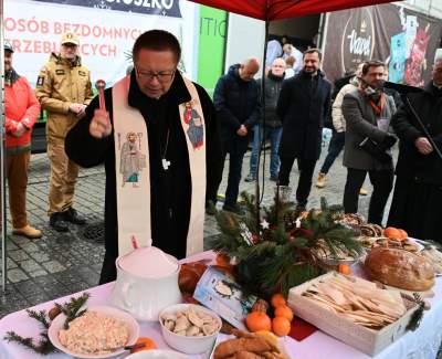 Największa w Polsce wigilia dla potrzebujących - zdjęcie 7