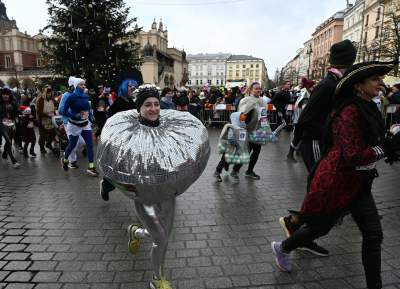 Najfajniejsze pożeganie roku 2025. Ta się bawią tylko w Krakowie - zdjęcie 17