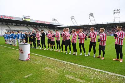Noworoczny trening Cracovii. Piłkarze w nietypowych koszulkach - zdjęcie 10