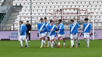 Noworoczny trening Cracovii. Piłkarze w nietypowych koszulkach - zdjęcie 12