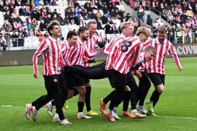 Noworoczny trening Cracovii. Piłkarze w nietypowych koszulkach - zdjęcie 21