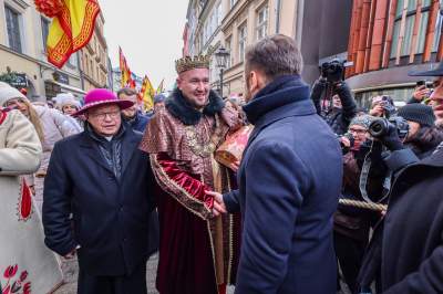 Orszak Trzech Króli w Krakowie: tłumy na Rynku Głównym - zdjęcie 10