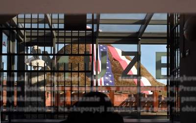 Amerykańska flaga na Kopcu Kościuszki, ambasador USA przeciął wstęgę - zdjęcie 10