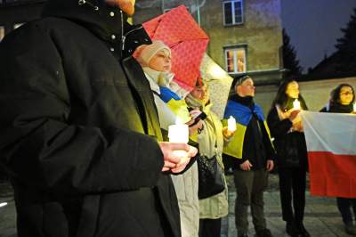Kraków solidarny w walczącą Ukrainą, w rocznicę zbrodniczej rosyjskiej napaści - zdjęcie 9