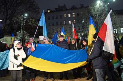 Kraków solidarny w walczącą Ukrainą, w rocznicę zbrodniczej rosyjskiej napaści - zdjęcie 13