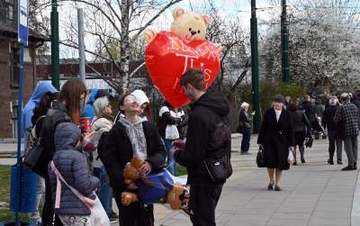 Krakowski Emaus: piękna tradycja i przytłaczający kicz - zdjęcie 3