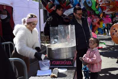 Krakowski Emaus: piękna tradycja i przytłaczający kicz - zdjęcie 19