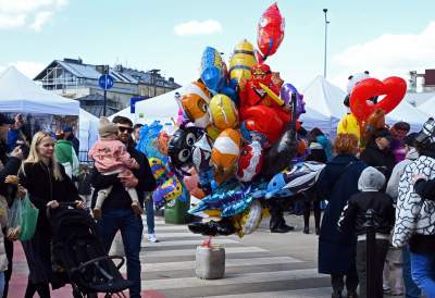 Krakowski Emaus: piękna tradycja i przytłaczający kicz - zdjęcie 38