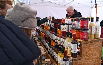 Krakowski Emaus: piękna tradycja i przytłaczający kicz - zdjęcie 26