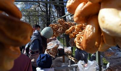 Krakowski Emaus: piękna tradycja i przytłaczający kicz - zdjęcie 20