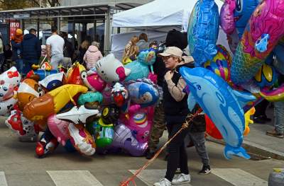 Krakowski Emaus: piękna tradycja i przytłaczający kicz - zdjęcie 43