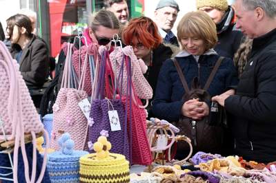 Krakowski Emaus: piękna tradycja i przytłaczający kicz - zdjęcie 36