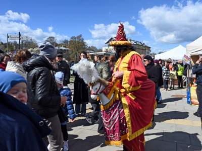Krakowski Emaus: piękna tradycja i przytłaczający kicz - zdjęcie 2