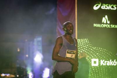 Niesamowita atmosfera nocnego biegania w Krakowie - zdjęcie 14