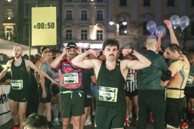 Niesamowita atmosfera nocnego biegania w Krakowie - zdjęcie 20