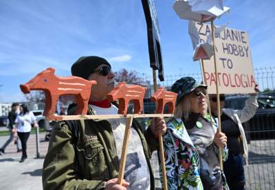 "Zabijanie dla hobby to patologia", protest w Krakowie - zdjęcie 2