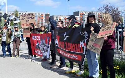 "Zabijanie dla hobby to patologia", protest w Krakowie - zdjęcie 7