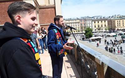 Studenci przedstawili swoje żądania. Barwny pochód przeszedł przez Kraków - zdjęcie 21