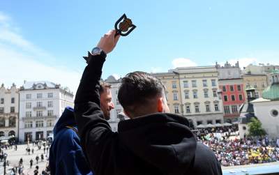 Studenci przedstawili swoje żądania. Barwny pochód przeszedł przez Kraków - zdjęcie 25