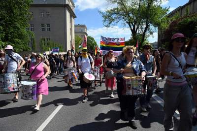 "Nie rzucim ziemi". Tak wyglądał 22. Marsz Równości w Krakowie - zdjęcie 34