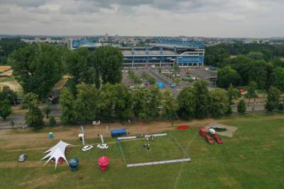 Taka sytuacja na Błoniach, a w sąsiedztwie rowerowe szaleństwo - zdjęcie 11