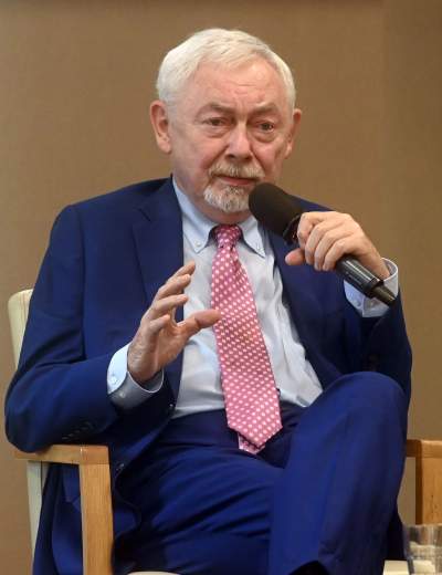 Tłumy na spotkaniu z prof. Jackiem Majchrowskim. Napisał książkę "Bylem prezydentem Krakowa" - zdjęcie 15