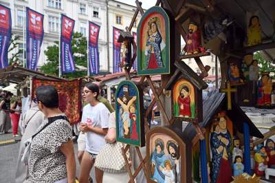Stragany znów wypelniły Rynek Główny w Krakowie - zdjęcie 20