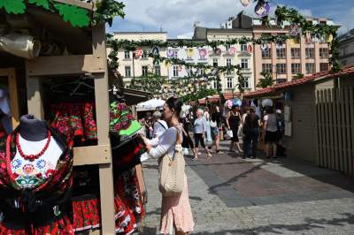 Stragany znów wypelniły Rynek Główny w Krakowie - zdjęcie 30