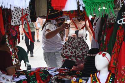 Stragany znów wypelniły Rynek Główny w Krakowie - zdjęcie 40