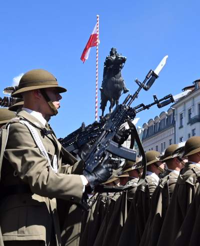 Święto Wojska Polskiego w Krakowie, obchody bez zadęcia - zdjęcie 33
