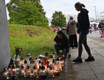Godzina ciszy w miejscu tragedii. Protest mieszkańców Krakowa - zdjęcie 12