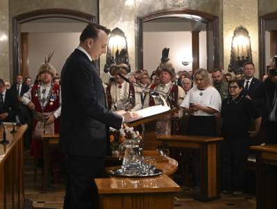 Łukasz Gibała nowym prezydentem Krakowa. Tak wyglądało zaprzysiężenie - zdjęcie 20