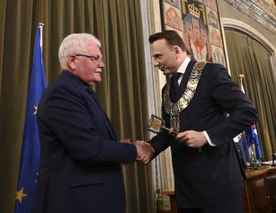 Łukasz Gibała nowym prezydentem Krakowa. Tak wyglądało zaprzysiężenie - zdjęcie 27