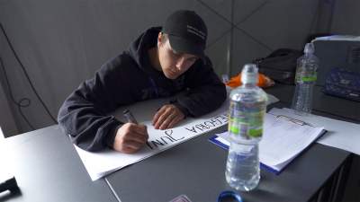 Co oni wyrabiali na Rynku, nawet deszcz ich nie zniechęcił - zdjęcie 25