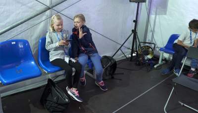 Co oni wyrabiali na Rynku, nawet deszcz ich nie zniechęcił - zdjęcie 23