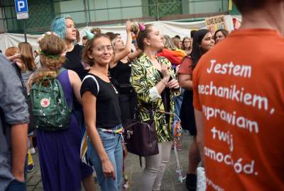 Takiej manifestacji przed magistratem jeszcze nie było - zdjęcie 20