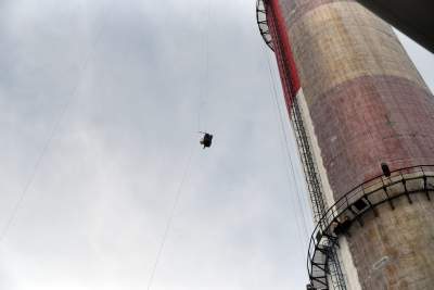 Wielkie malowanie wielkiego - największego - komina - zdjęcie 5