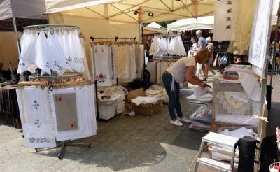 Cepelia rządzi teraz na krakowskim Rynku - zdjęcie 20