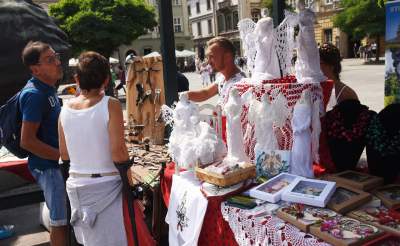 Cepelia rządzi teraz na krakowskim Rynku - zdjęcie 4