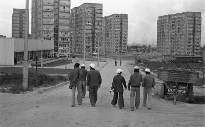 Nie tak dawno w Krakowie (2). Rozpoznajecie to osiedle? - zdjęcie 5