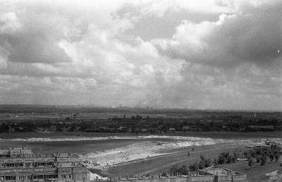 Nie tak dawno w Krakowie (2). Rozpoznajecie to osiedle? - zdjęcie 3