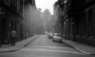 Nie tak dawno na Kazimierzu: pusto i cicho, Lata 70. XX wieku fot. Marek Lasyk - zdjęcie 7