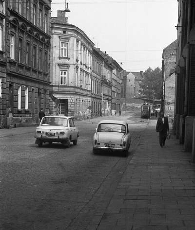 Nie tak dawno na Kazimierzu: pusto i cicho, Lata 70. XX wieku fot. Marek Lasyk - zdjęcie 2