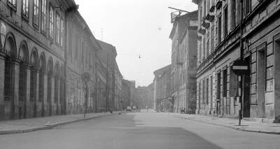 Nie tak dawno na Kazimierzu: pusto i cicho, Lata 70. XX wieku fot. Marek Lasyk - zdjęcie 9