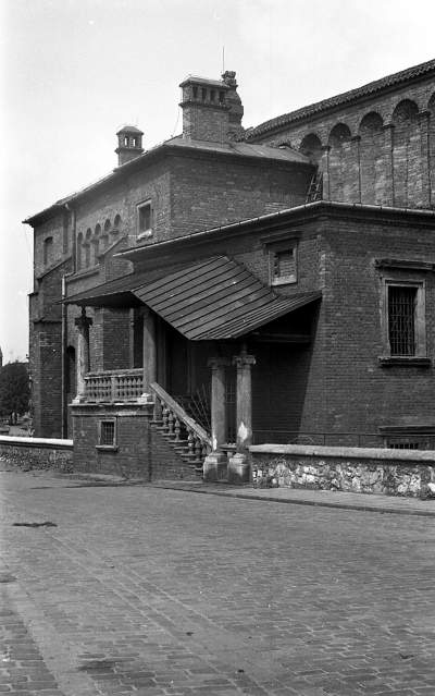 Nie tak dawno na Kazimierzu: pusto i cicho, Lata 70. XX wieku fot. Marek Lasyk - zdjęcie 4