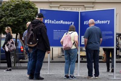 Szukają spadkobierców. Wystawa przedmiotów skradzionych ofiarom wojny - zdjęcie 7