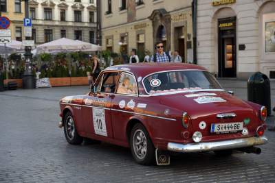 Tym samochodom pozwolono wjechać na Rynek Główny - zdjęcie 10